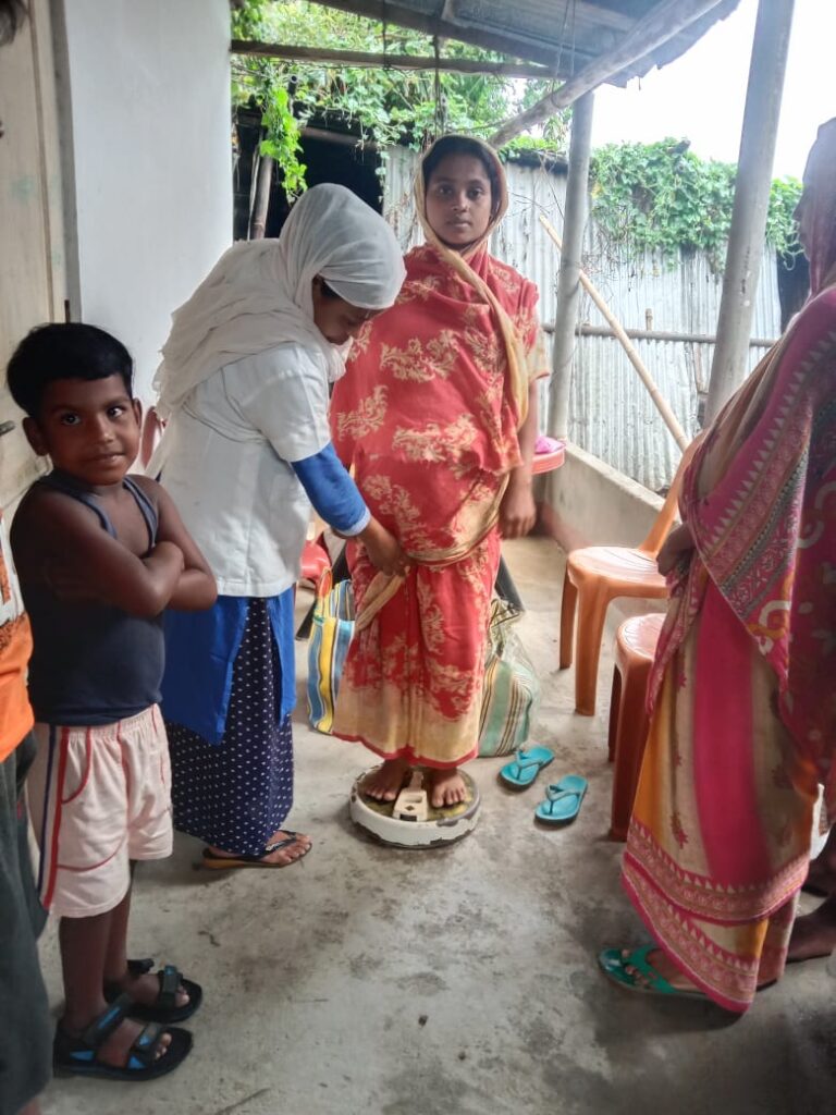 ANC check up by the Boat clinic Unit-I Dhubri at the Dhubir Char on June 2023