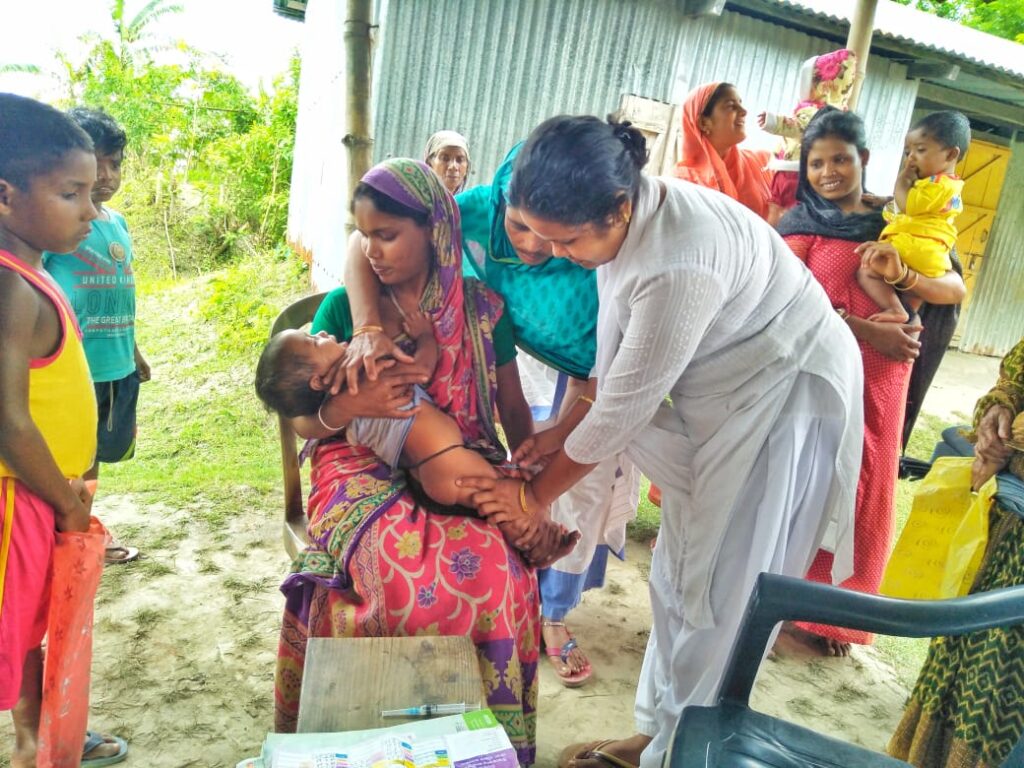 Boat clinic Unit-I Dhubri at the Dhubir Char on June 2023